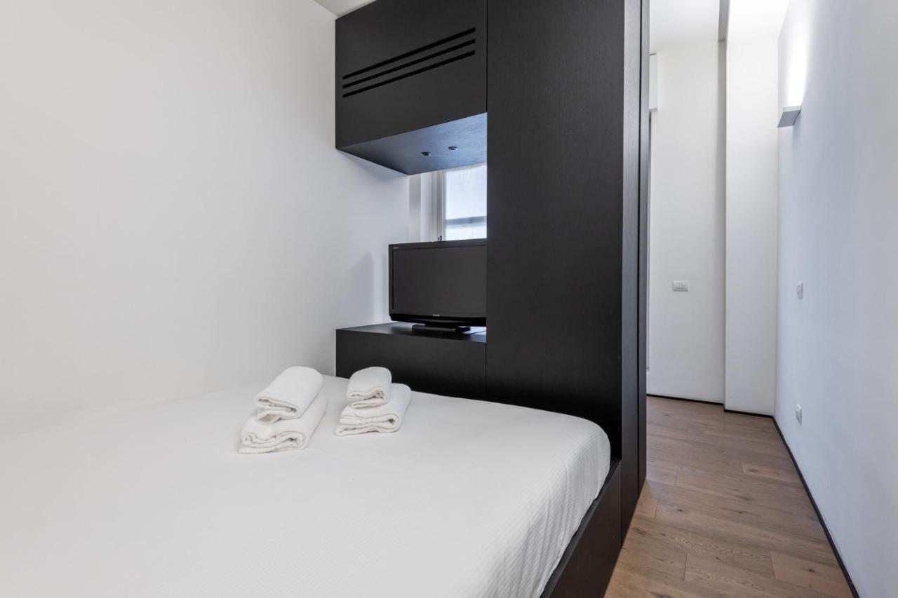 Easylife - Elegante Monolocale In Corso Magenta Apartment Milano Exterior foto